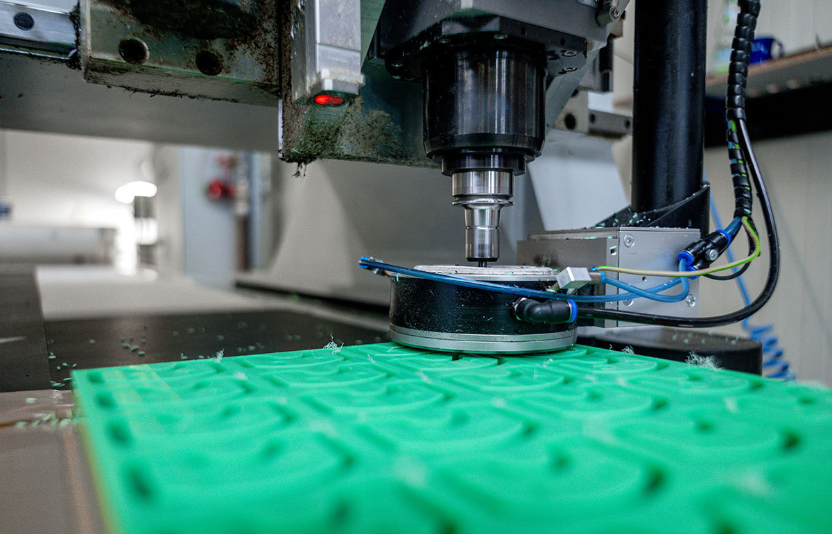 Bildergalerie, Bild 3, Wir als Arbeitgeber, Fraesmaschine