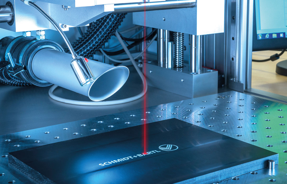 Ob Platten-/Längszuschnitte oder Lasermarkierung, durch unsere eigenen Fertigungshallen können wir Ihnen in kurzer Zeit das benötigte Maß oder die gewünschte Gravur auf Ihren Teilen liefern. Legen Sie getrost alles in unsere Hand.